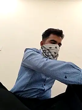 13lusty online show from 18, 3, 2025