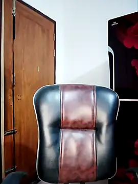 Anika-1 online show from 30, 10, 2025