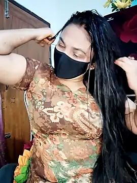 Snapshot of Anika-1 chatting on 8, 7, 2026 Anika-1 online show from 8, 7, 2026