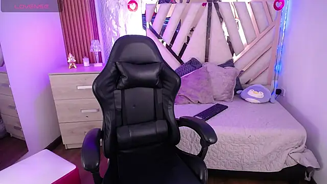 Snapshot of NyxAndria_1 chatting on 1, 3, 2026 NyxAndria 1 online show from 1, 3, 2026