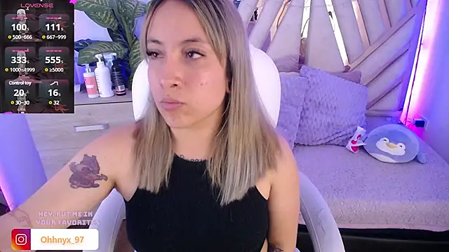 Snapshot of NyxAndria_1 chatting on 15, 3, 2025 NyxAndria 1 online show from 15, 3, 2025