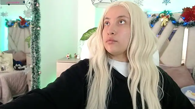 Snapshot of NyxAndria_1 chatting on 3, 12, 2025 NyxAndria 1 online show from 3, 12, 2025