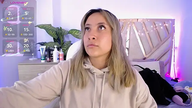 Snapshot of NyxAndria_1 chatting on 11, 3, 2025 NyxAndria 1 online show from 11, 3, 2025