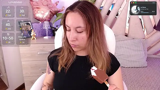 Snapshot of NyxAndria_1 chatting on 13, 9, 2025 NyxAndria 1 online show from 13, 9, 2025