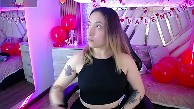 Snapshot of NyxAndria_1 chatting on 13, 2, 2026 NyxAndria 1 online show from 13, 2, 2026