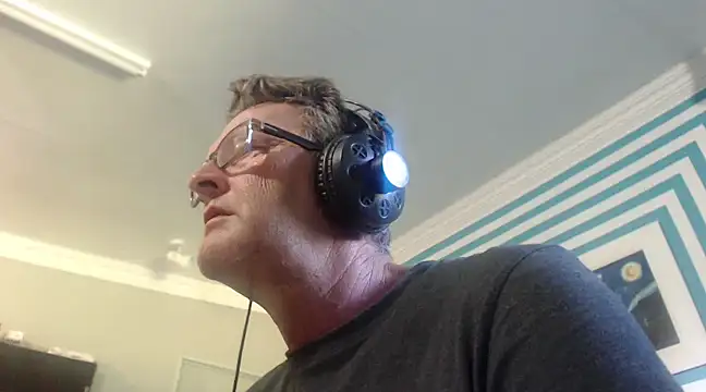 Snapshot of itsmeyes69 chatting on 20, 1, 2025 itsmeyes69 online show from 20, 1, 2025