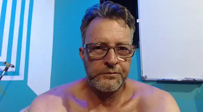 Snapshot of itsmeyes69 chatting on 2, 2, 2025 itsmeyes69 online show from 2, 2, 2025