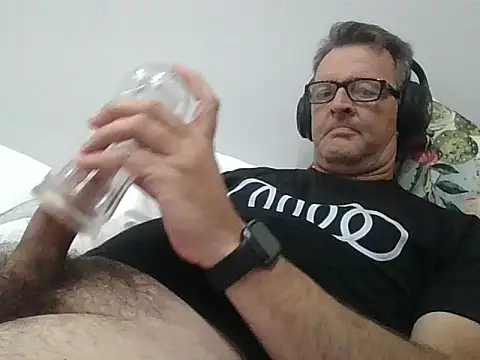 itsmeyes69 online show from 26, 3, 2026