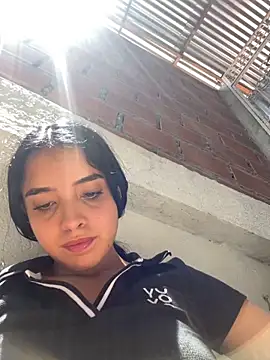 Snapshot of StefanyRousse chatting on 31, 10, 2025 StefanyRousse online show from 31, 10, 2025