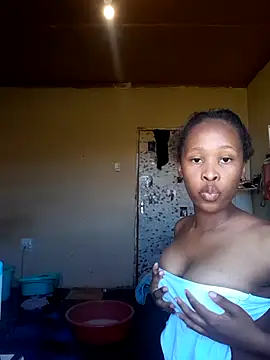 Snapshot of daddysgirly20 chatting on 31, 1, 2025 daddysgirly20 online show from 31, 1, 2025