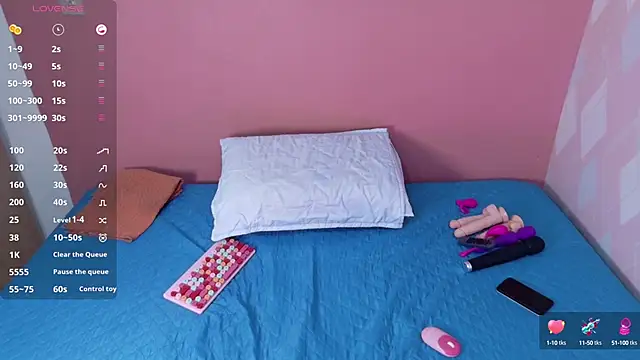 hotiergirl online show from 29, 9, 2025