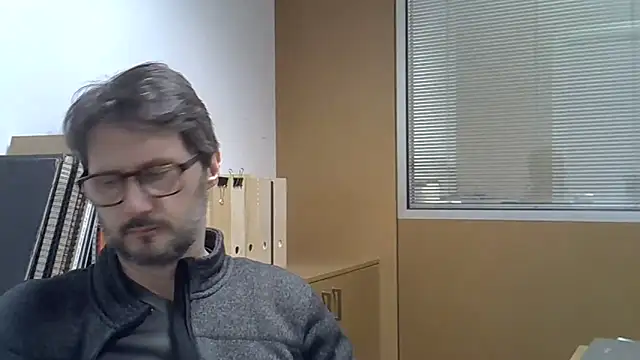 Snapshot of Cellino4 chatting on 6, 2, 2025 Cellino4 online show from 6, 2, 2025