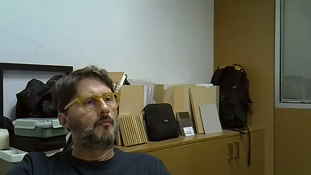 Snapshot of Cellino4 chatting on 1, 10, 2025 Cellino4 online show from 1, 10, 2025