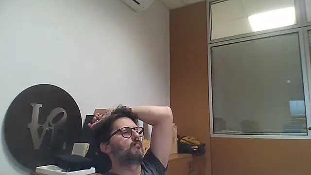 Snapshot of Cellino4 chatting on 6, 3, 2025 Cellino4 online show from 6, 3, 2025