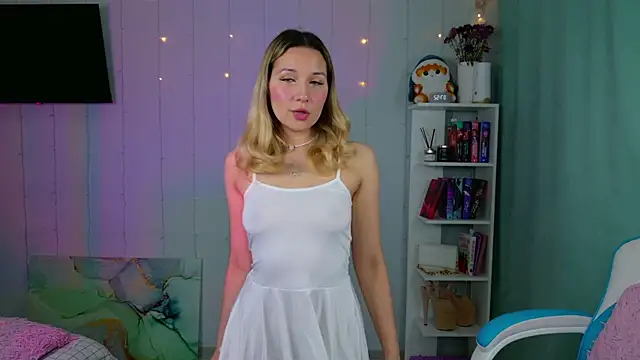 Mercedes Robinson online show from 1, 11, 2025