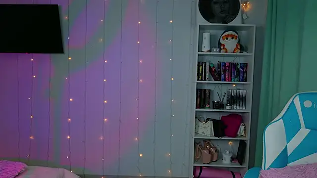 Mercedes Robinson online show from 8, 1, 2026