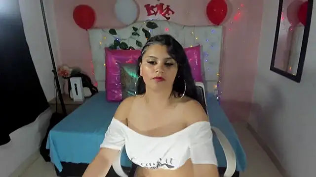 EmmySweett2 online show from 5, 3, 2025