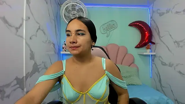 Maylin horny19 online show from 24, 5, 2026