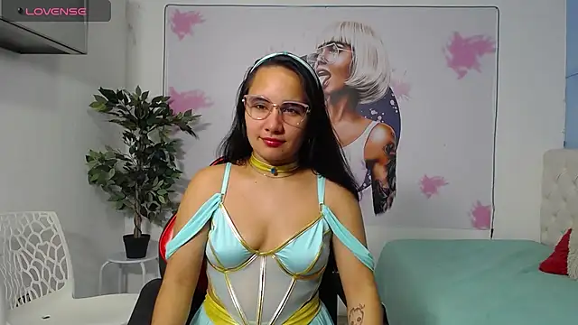 Maylin horny19 online show from 16, 4, 2026