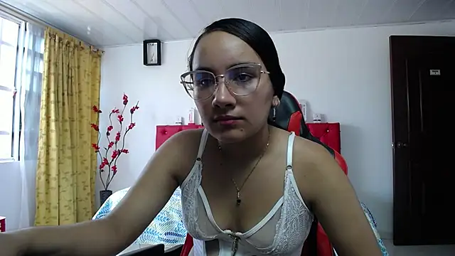 Maylin horny19 online show from 23, 3, 2026