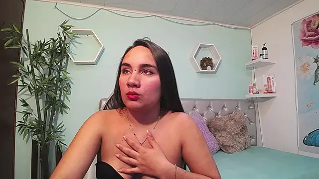 Maylin horny19 online show from 4, 7, 2026