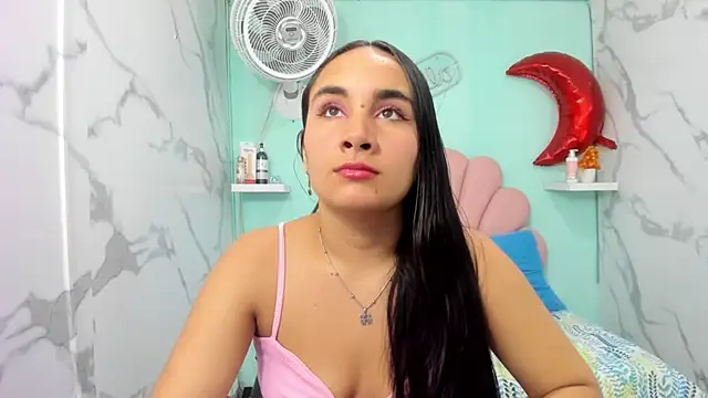 Maylin horny19 online show from 28, 5, 2026