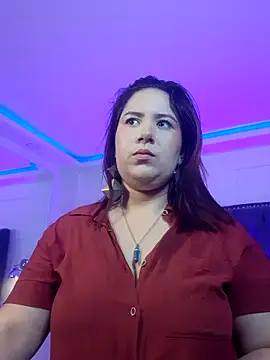 zoes milee online show from 3, 10, 2025