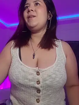 zoes milee online show from 8, 10, 2025