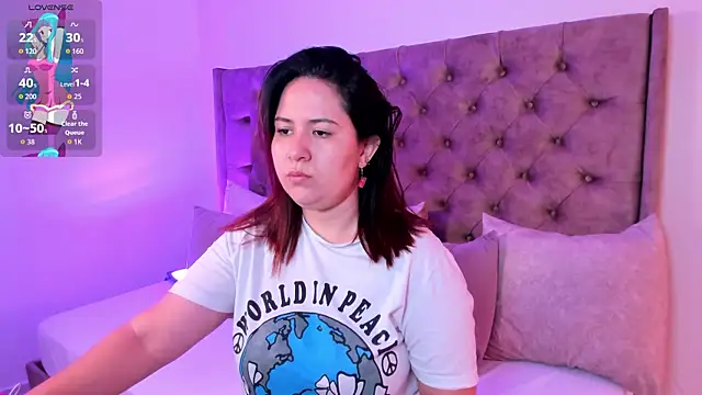 zoes milee online show from 22, 10, 2025