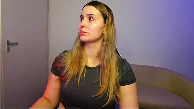 ShyHotNerd online show from 7, 10, 2025