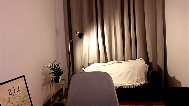 ShyHotNerd online show from 22, 3, 2025