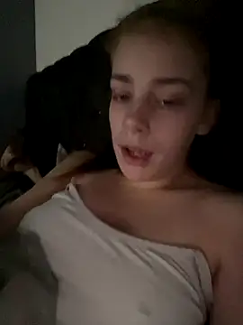 VioletxBlue online show from 6, 11, 2025