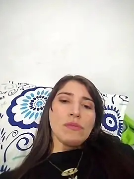 Snapshot of RubiSharqui_ chatting on 18, 4, 2026 RubiSharqui online show from 18, 4, 2026