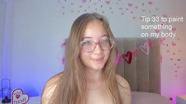 Dahlia Rousse online show from 20, 3, 2025