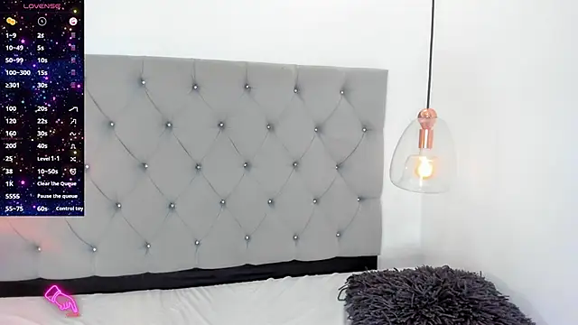 Cristal Bons online show from 20, 3, 2025