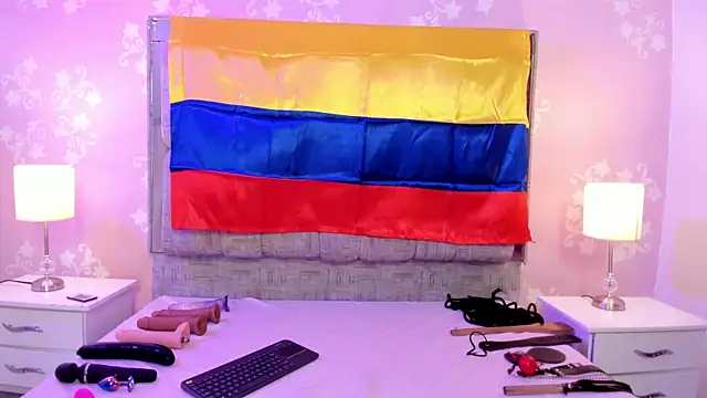 SalomeSimonz online show from 23, 6, 2026