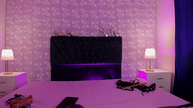 SalomeSimonz online show from 10, 4, 2026