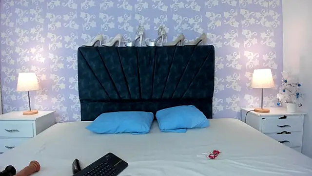 SalomeSimonz online show from 18, 1, 2026