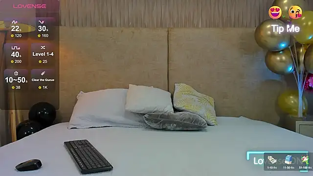 taylorsmiiith  online show from 12, 3, 2025