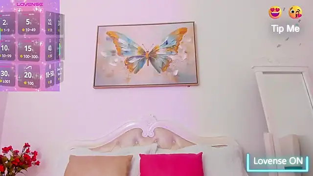 taylorsmiiith  online show from 3, 12, 2025