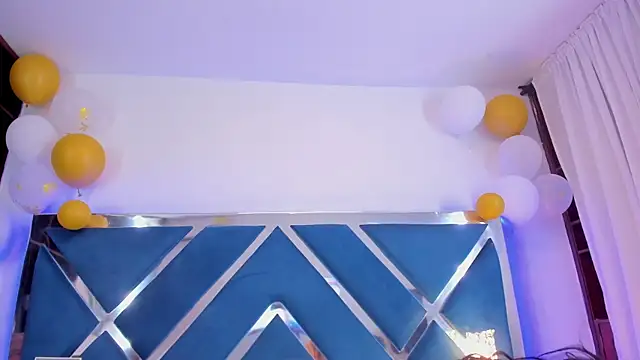 LucineArias online show from 5, 12, 2025