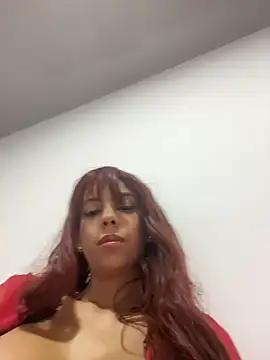 Miah Lorens online show from 8, 3, 2025