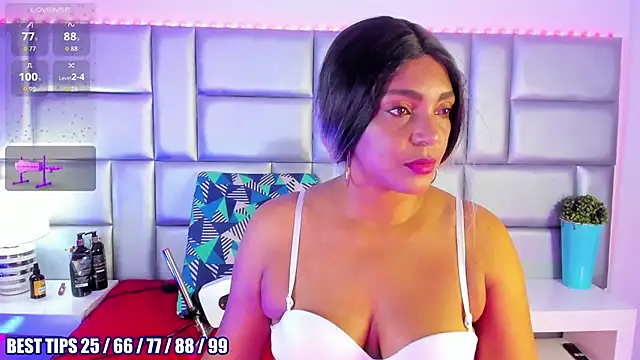 LovelyNickii online show from 13, 2, 2026