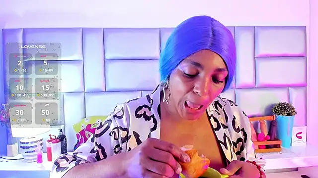 LovelyNickii online show from 9, 9, 2025