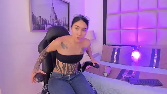 Snapshot of MeganPresleyy chatting on 16, 7, 2026 MeganPresleyy online show from 16, 7, 2026