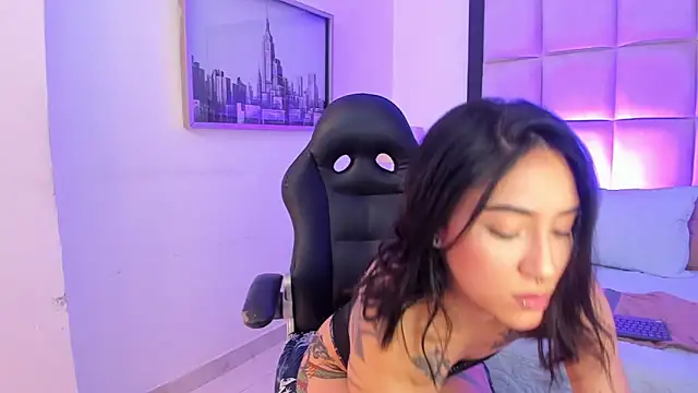 Snapshot of MeganPresleyy chatting on 12, 6, 2026 MeganPresleyy online show from 12, 6, 2026