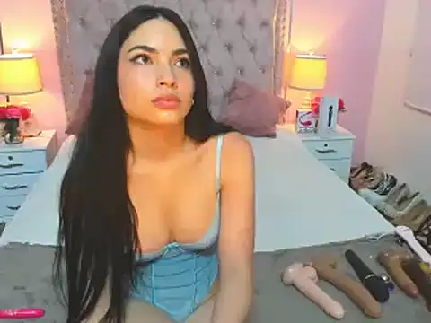 NoaLuxury online show from 16, 3, 2025