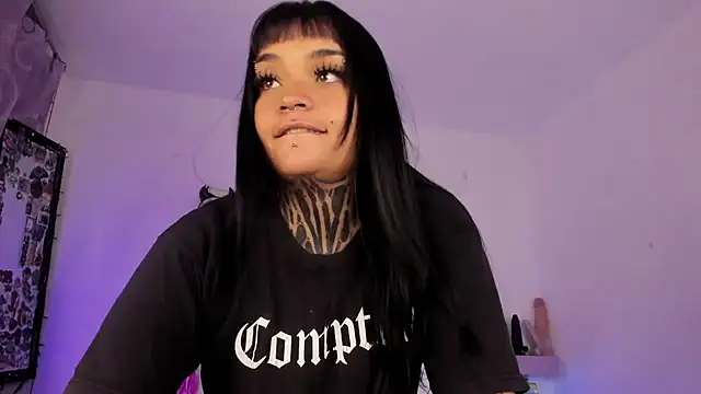 Snapshot of amyswallow7 chatting on 10, 2, 2026 amyswallow7 online show from 10, 2, 2026