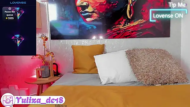 Luxury Woman online show from 11, 3, 2025