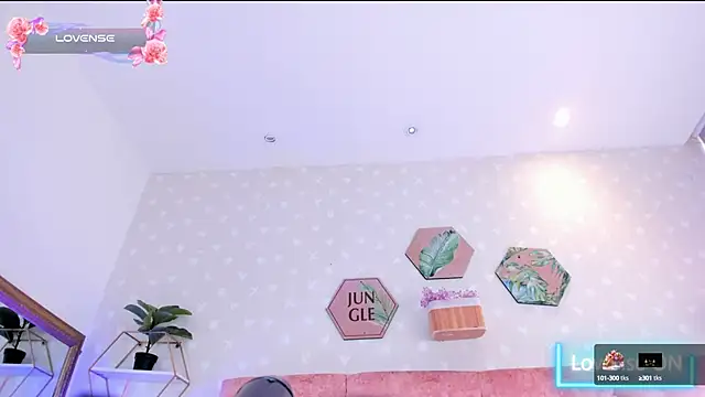 Elise-Leyton online show from 19, 3, 2025